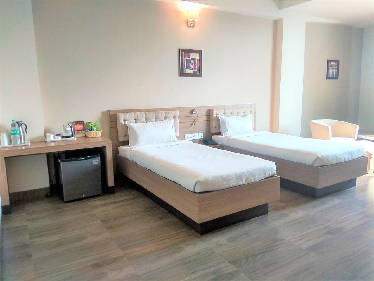 Hotel Genista Inn Ranchi Ngoại thất bức ảnh
